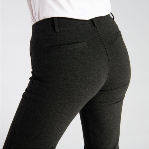 BETABRAND CHARCOAL YOGA STRETCH BOOT CUT DRESS PANT EXCELLENT CONDITION (SP) - Picture 3 of 7